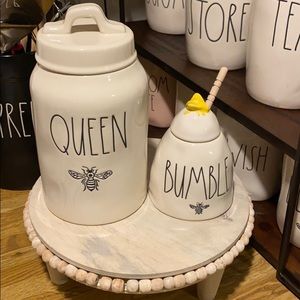 Rae Dunn bee set